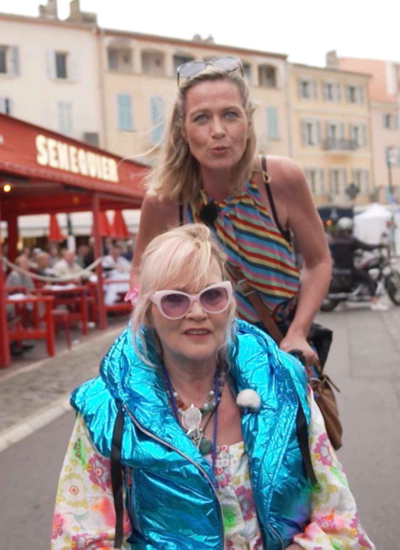 Gaby Köster und Beate Bohr in St. Tropez
