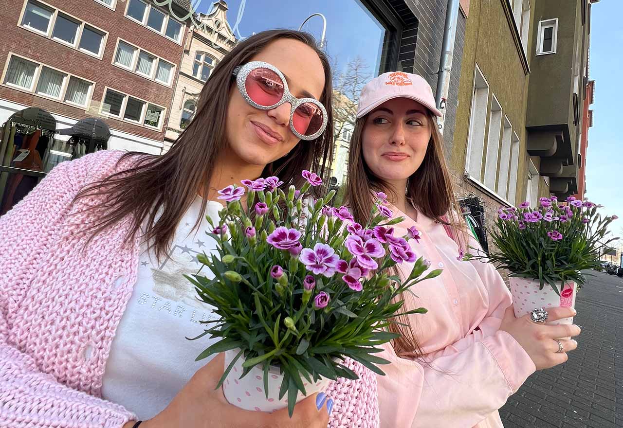 Die Teilnehmerinnen der Pink Match - Kampagne